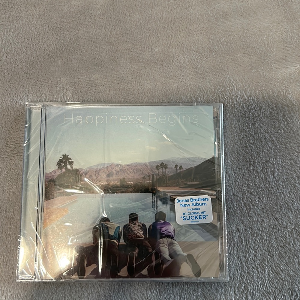 NEW!! JONAS BROTHERS - Happiness Begins